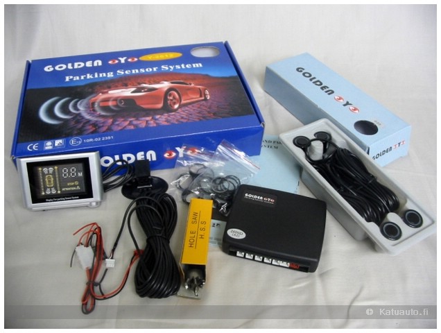 Golden Eye peruutustutka nelj�ll� anturilla ja isolla lcd-n�yt�l